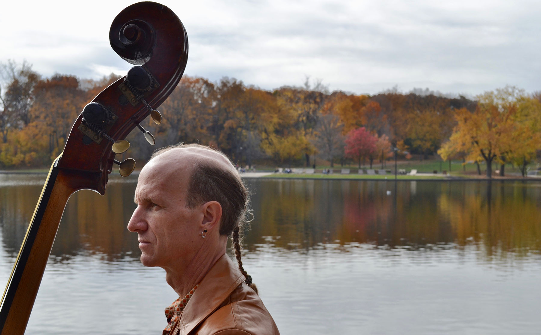Fraser Hollins | Bass